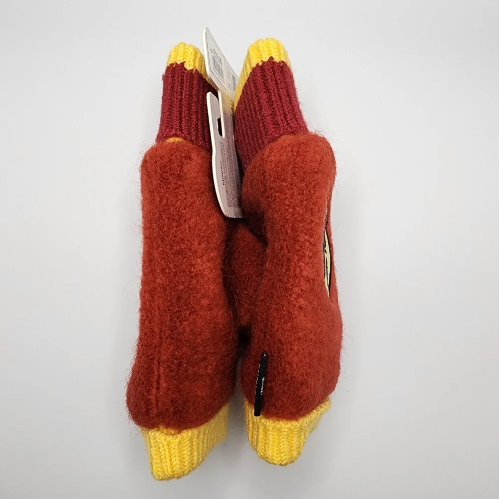 MINISO Harry Potter Platform 9 3/4 Red and Yellow Half Finger Gloves